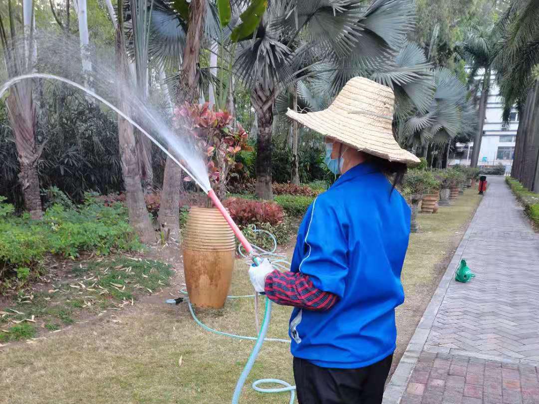 绿化养护浇水